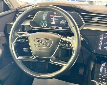 Ауди E-Tron, объемом двигателя 0 л и пробегом 104 тыс. км за 33900 $, фото 29 на Automoto.ua