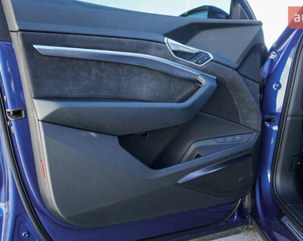 Ауди E-Tron, объемом двигателя 0 л и пробегом 60 тыс. км за 41500 $, фото 25 на Automoto.ua