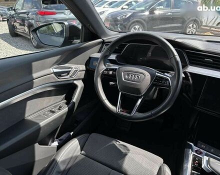 Ауди E-Tron, объемом двигателя 0 л и пробегом 115 тыс. км за 37600 $, фото 27 на Automoto.ua