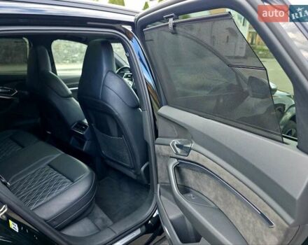 Ауди E-Tron, объемом двигателя 0 л и пробегом 73 тыс. км за 44700 $, фото 16 на Automoto.ua