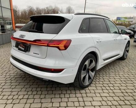Ауди E-Tron, объемом двигателя 0 л и пробегом 82 тыс. км за 32900 $, фото 5 на Automoto.ua