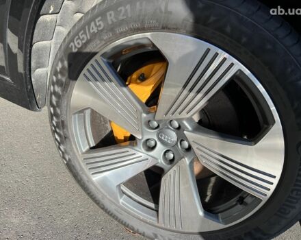 Ауди E-Tron, объемом двигателя 0 л и пробегом 30 тыс. км за 59665 $, фото 8 на Automoto.ua