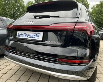 Ауди E-Tron, объемом двигателя 0 л и пробегом 42 тыс. км за 74120 $, фото 31 на Automoto.ua