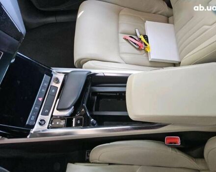 Ауди E-Tron, объемом двигателя 0 л и пробегом 52 тыс. км за 41288 $, фото 6 на Automoto.ua