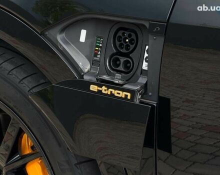 Ауди E-Tron, объемом двигателя 0 л и пробегом 64 тыс. км за 42999 $, фото 19 на Automoto.ua
