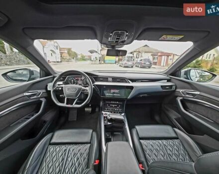 Ауди E-Tron, объемом двигателя 0 л и пробегом 73 тыс. км за 44700 $, фото 18 на Automoto.ua