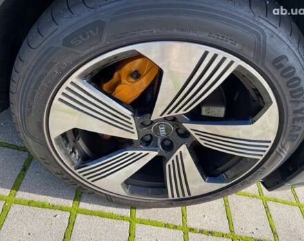 Ауді E-Tron, об'ємом двигуна 0 л та пробігом 26 тис. км за 64773 $, фото 12 на Automoto.ua