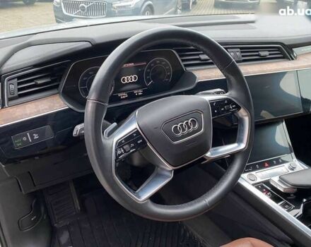 Ауди E-Tron, объемом двигателя 0 л и пробегом 82 тыс. км за 32900 $, фото 11 на Automoto.ua