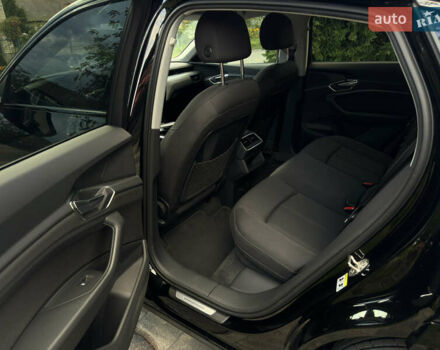 Ауди E-Tron, объемом двигателя 0 л и пробегом 35 тыс. км за 30000 $, фото 24 на Automoto.ua