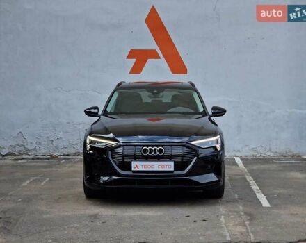 Ауди E-Tron, объемом двигателя 0 л и пробегом 40 тыс. км за 45990 $, фото 1 на Automoto.ua