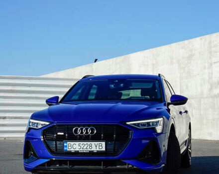 Ауди E-Tron, объемом двигателя 0 л и пробегом 60 тыс. км за 41500 $, фото 1 на Automoto.ua