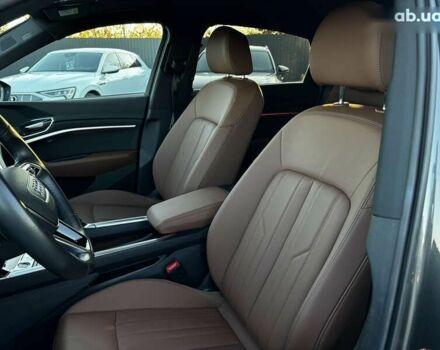 Ауді E-Tron, об'ємом двигуна 0 л та пробігом 70 тис. км за 42850 $, фото 20 на Automoto.ua