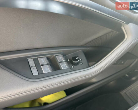 Ауди E-Tron, объемом двигателя 0 л и пробегом 40 тыс. км за 35000 $, фото 28 на Automoto.ua