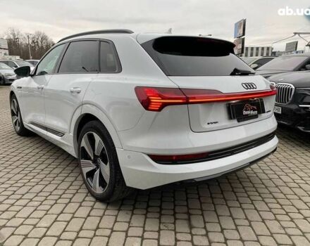 Ауди E-Tron, объемом двигателя 0 л и пробегом 82 тыс. км за 32900 $, фото 3 на Automoto.ua