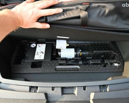 Ауди E-Tron, объемом двигателя 0 л и пробегом 88 тыс. км за 36625 $, фото 25 на Automoto.ua