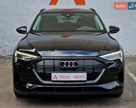 Ауди E-Tron, объемом двигателя 0 л и пробегом 40 тыс. км за 45990 $, фото 2 на Automoto.ua