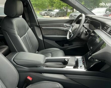 Ауди E-Tron, объемом двигателя 0 л и пробегом 42 тыс. км за 74120 $, фото 18 на Automoto.ua