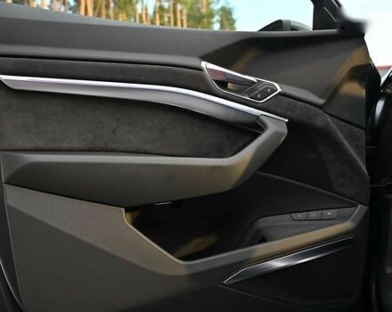 Ауди E-Tron, объемом двигателя 0 л и пробегом 88 тыс. км за 36625 $, фото 19 на Automoto.ua