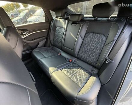 Ауди E-Tron, объемом двигателя 0 л и пробегом 103 тыс. км за 39500 $, фото 19 на Automoto.ua