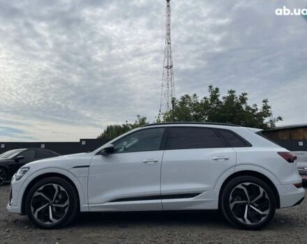 Ауді E-Tron, об'ємом двигуна 0 л та пробігом 41 тис. км за 39668 $, фото 4 на Automoto.ua