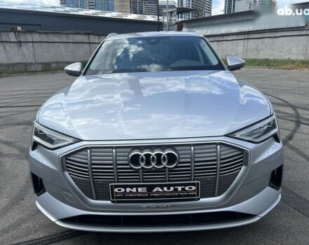 Ауди E-Tron, объемом двигателя 0 л и пробегом 22 тыс. км за 48490 $, фото 1 на Automoto.ua