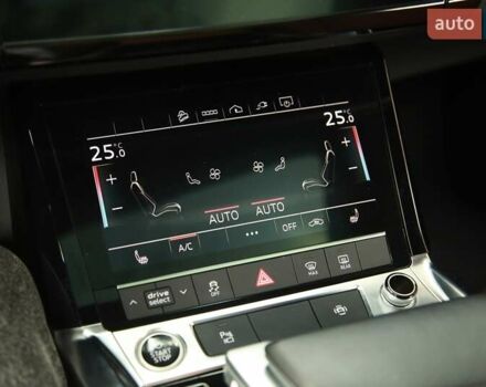Ауди E-Tron, объемом двигателя 0 л и пробегом 64 тыс. км за 39500 $, фото 21 на Automoto.ua