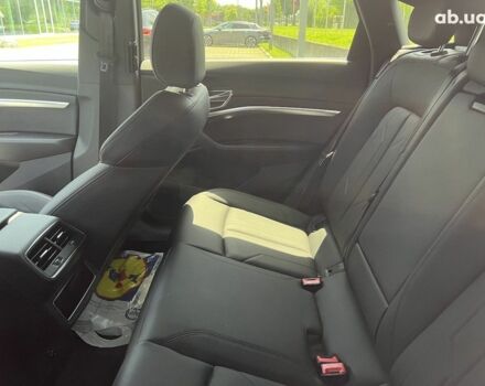 Ауди E-Tron, объемом двигателя 0 л и пробегом 7 тыс. км за 89770 $, фото 16 на Automoto.ua