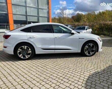 Ауди E-Tron, объемом двигателя 0 л и пробегом 81 тыс. км за 35900 $, фото 8 на Automoto.ua