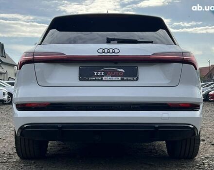 Ауді E-Tron, об'ємом двигуна 0 л та пробігом 41 тис. км за 39668 $, фото 6 на Automoto.ua