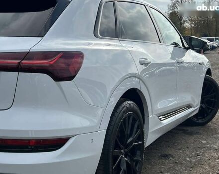 Ауді E-Tron, об'ємом двигуна 0 л та пробігом 23 тис. км за 41298 $, фото 12 на Automoto.ua