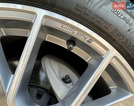 Ауди E-Tron, объемом двигателя 0 л и пробегом 16 тыс. км за 35694 $, фото 51 на Automoto.ua