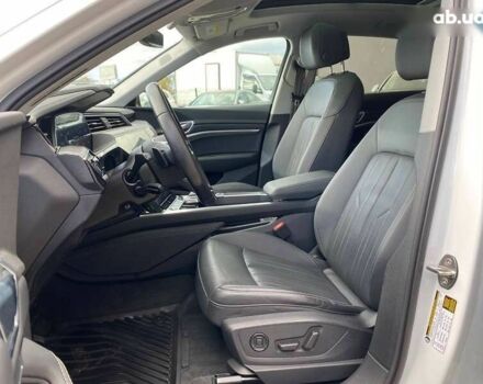 Ауди E-Tron, объемом двигателя 0 л и пробегом 81 тыс. км за 35900 $, фото 20 на Automoto.ua