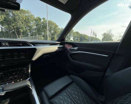 Ауди E-Tron, объемом двигателя 0 л и пробегом 103 тыс. км за 39500 $, фото 28 на Automoto.ua