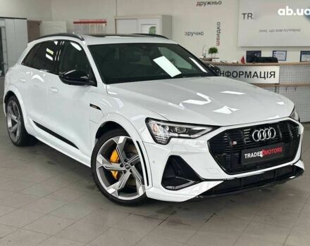 Ауди E-Tron, объемом двигателя 0 л и пробегом 20 тыс. км за 44490 $, фото 1 на Automoto.ua