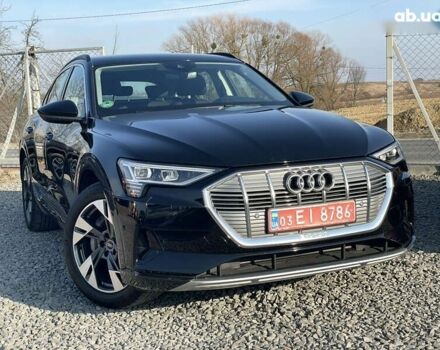 Ауди E-Tron, объемом двигателя 0 л и пробегом 30 тыс. км за 33450 $, фото 10 на Automoto.ua