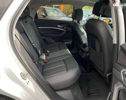 Ауди E-Tron, объемом двигателя 0 л и пробегом 81 тыс. км за 35900 $, фото 25 на Automoto.ua