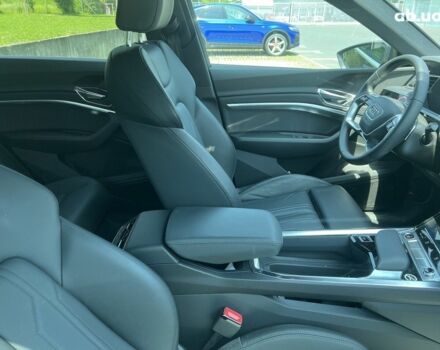 Ауди E-Tron, объемом двигателя 0 л и пробегом 7 тыс. км за 89770 $, фото 10 на Automoto.ua