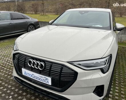 Ауди E-Tron, объемом двигателя 0 л и пробегом 19 тыс. км за 71185 $, фото 8 на Automoto.ua