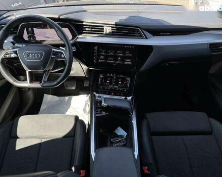 Ауди E-Tron, объемом двигателя 0 л и пробегом 70 тыс. км за 39650 $, фото 23 на Automoto.ua
