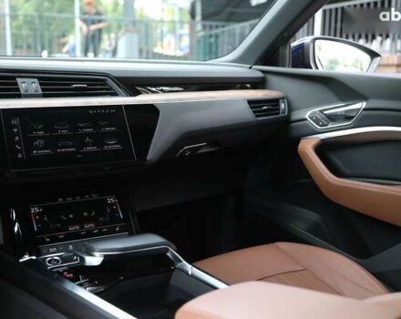 Ауді E-Tron, об'ємом двигуна 0 л та пробігом 64 тис. км за 39900 $, фото 16 на Automoto.ua