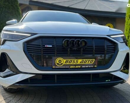 Ауди E-Tron, объемом двигателя 0 л и пробегом 33 тыс. км за 42990 $, фото 10 на Automoto.ua