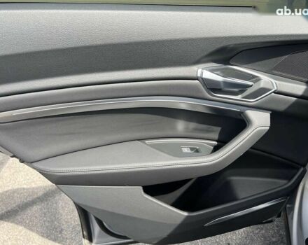 Ауди E-Tron, объемом двигателя 0 л и пробегом 22 тыс. км за 48490 $, фото 29 на Automoto.ua