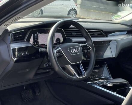 Ауди E-Tron, объемом двигателя 0 л и пробегом 32 тыс. км за 39124 $, фото 25 на Automoto.ua