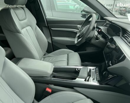 Ауди E-Tron, объемом двигателя 0 л и пробегом 19 тыс. км за 71185 $, фото 16 на Automoto.ua
