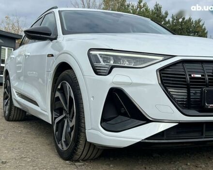 Ауді E-Tron, об'ємом двигуна 0 л та пробігом 41 тис. км за 39668 $, фото 9 на Automoto.ua