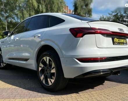 Ауди E-Tron, объемом двигателя 0 л и пробегом 33 тыс. км за 42990 $, фото 9 на Automoto.ua