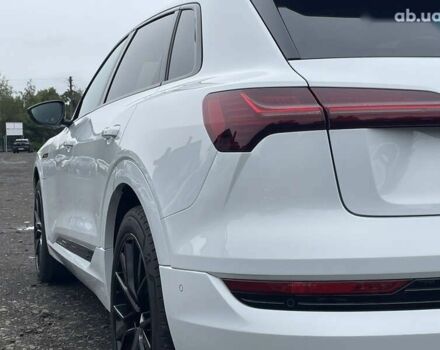 Ауди E-Tron, объемом двигателя 0 л и пробегом 23 тыс. км за 41842 $, фото 11 на Automoto.ua