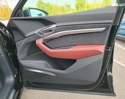 Ауді E-Tron, об'ємом двигуна 0 л та пробігом 5 тис. км за 47888 $, фото 26 на Automoto.ua