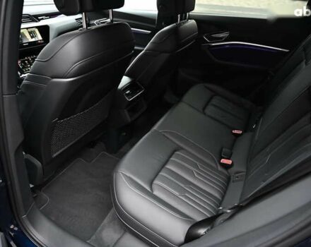 Ауди E-Tron, объемом двигателя 0 л и пробегом 17 тыс. км за 46722 $, фото 5 на Automoto.ua
