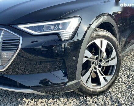 Ауди E-Tron, объемом двигателя 0 л и пробегом 30 тыс. км за 33450 $, фото 6 на Automoto.ua